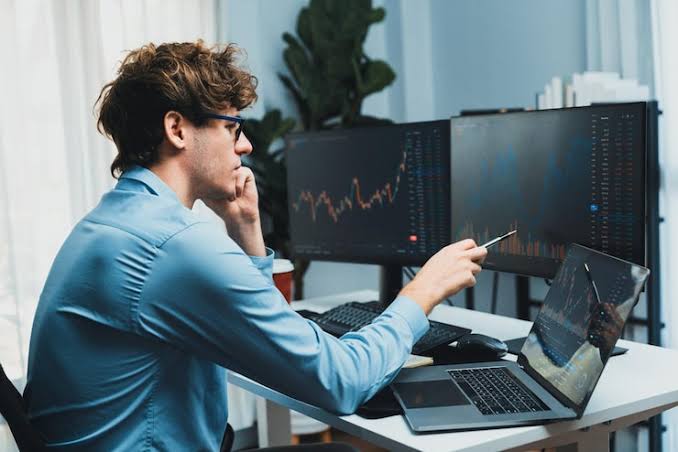 Veldenor unterstützt Trader bei der Navigation durch volatile Kryptomärkte